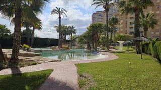 Pis a Playa Muchavista. Se vende piso con preciosas vistas al mar