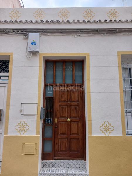 Foto 0f025c5c-801c-4ef8-8cd9-54c918d6807c. Rent house with heating parking in San Antón Alicante