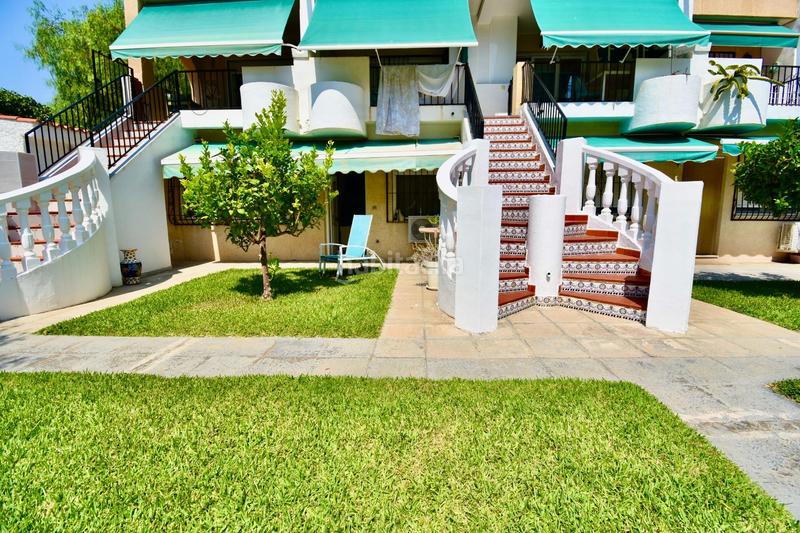 Foto f5a7ee6e-ea1e-4c68-866e-15fe5609b949. Casa en calle de tabarca 3 en Playa Muchavista Campello (el)
