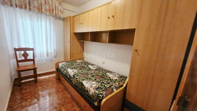 Foto 3bcc1f7f-1ed2-42b4-9ea0-2f3656bc5a94. Alquiler piso alquiler de apartamento en primera linea de playa en Campello (el)