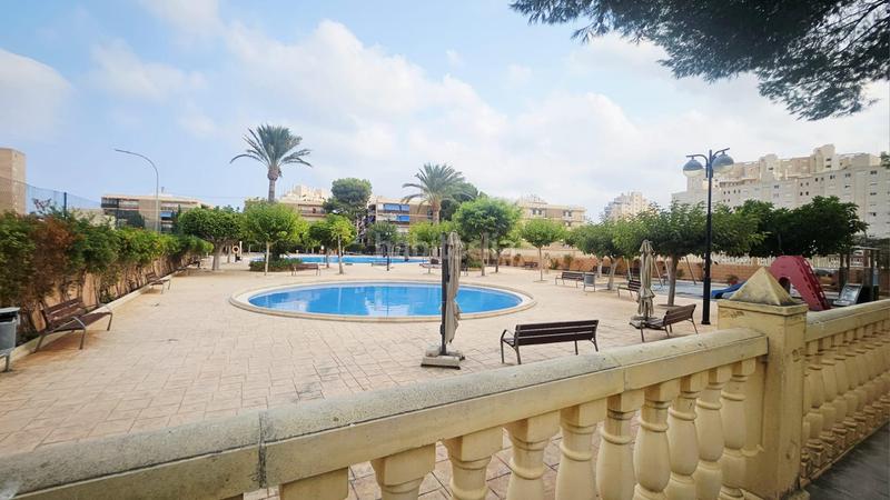Foto 6152d824-4c57-4f29-af0f-fa1b02ca4399. Alquiler piso alquiler de apartamento en primera linea de playa en Campello (el)