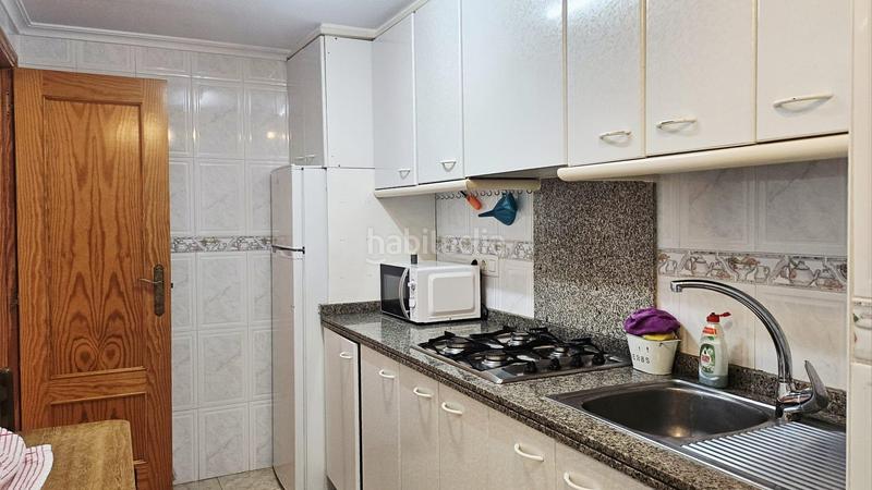 Foto fa2451fb-1d7d-45af-8da3-4e0eb021cafa. Alquiler piso alquiler de apartamento en primera linea de playa en Campello (el)