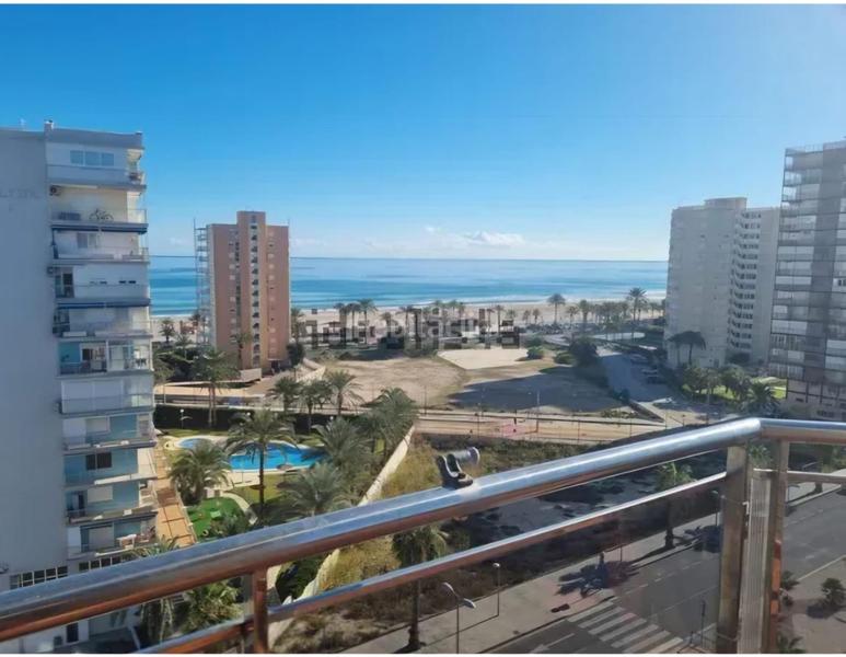 Foto 9125f214-20c3-4095-8642-cd2a6b99a596. Alquiler ático se alquila piso con vistas al mar en Alicante