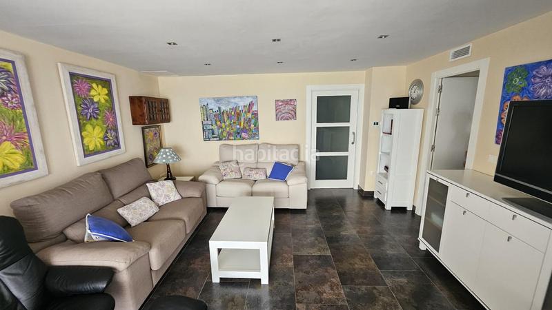 Foto bcc21d60-e696-425e-a970-c37bb2a3748d. Alquiler piso se alquila en av. de niza, bonito piso con vistas al mar en Alicante