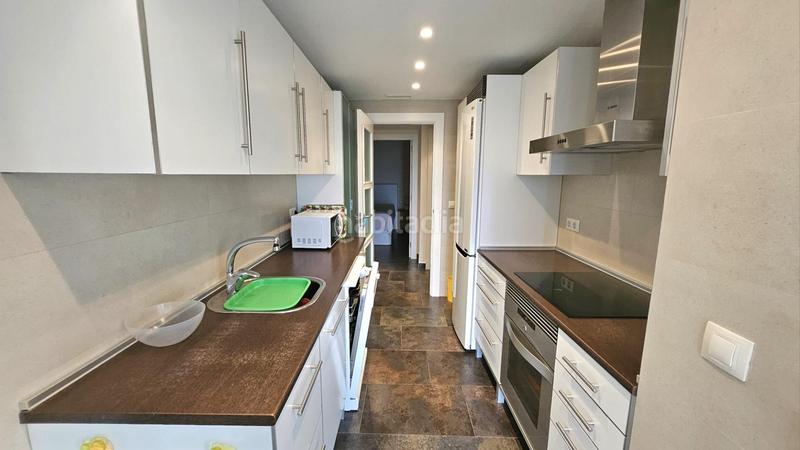 Foto f4c3df38-6829-4f6d-a876-c2e131fc16ab. Rent flat with heating parking pool in Playa de San Juan Alicante