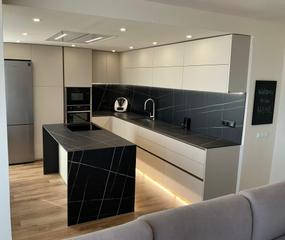 Appartement à Vistahermosa. Venta de piso de 4 habitaciones con espectacular vista al mar!