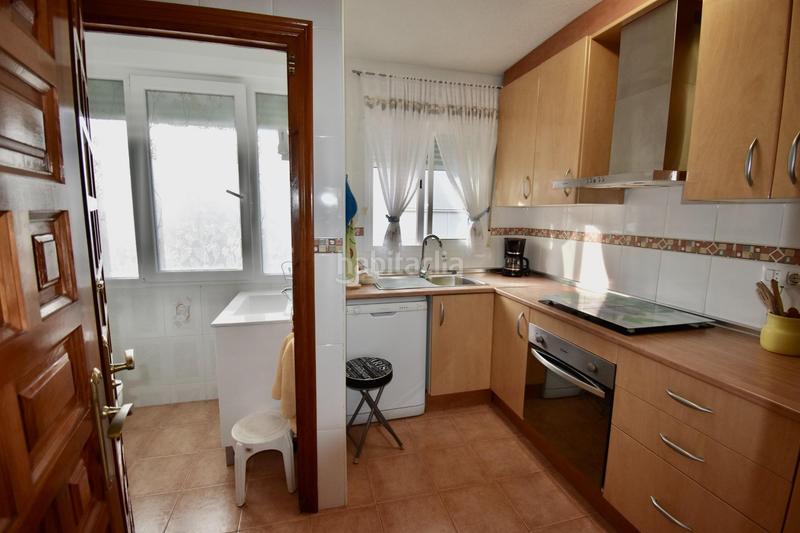 Foto 16fabcd0-e511-45f4-84ed-51f3c362c479. Alquiler apartamento en calle tabarca 3 en Playa Muchavista Campello (el)