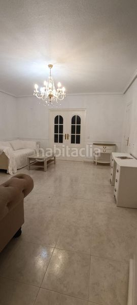 Foto 5817aaf2-5ab8-44b6-8486-e90f05c150df. Casa adossada amb aparcament piscina a Benijófar