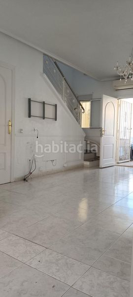 Foto 5dbe6ee6-6320-4540-b650-13300c3c0d6c. Casa adossada amb aparcament piscina a Benijófar
