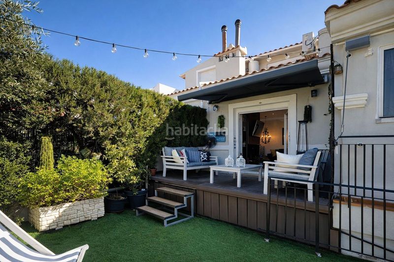 Foto e4bc428d-4ad8-45eb-9ad6-16580026db00. Casa aparellada amb aparcament piscina a Bonalba-Cotoveta Mutxamel