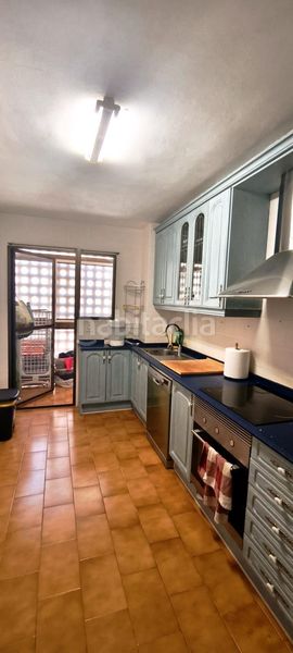 Foto 8938ef68-8031-4c10-9523-5e4cc774ecf6. Apartament amb aparcament a Campello Playa Campello (el)