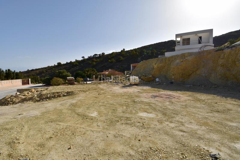 Foto febee1b8-42b6-41f9-ad75-a6ab8f32edd5. Terreny residencial a calle cabeço d'or 26 a Pueblo Acantilado-Lanuza Campello (el)