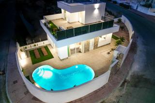 Chalet en Rojales. Villa proxima a campo de golf