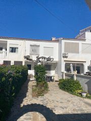 Casa a schiera in Calle soria 126. Adosado de 3 dormitorios a 300m de la playa de la mata