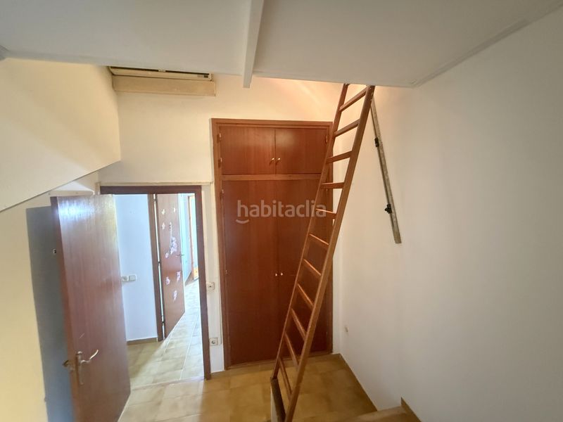 Foto f5379d2f-3562-471d-92bb-37194ebc98c8. Casa adosada acogedor chalet adosado - ¡a solo 400m de la playa! en Creixell