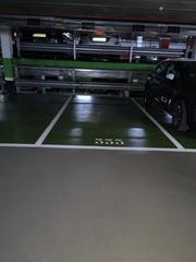 Posto auto in Plaa de garrig 7. Parkin grande .