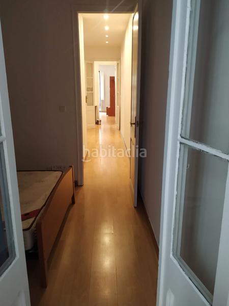 Foto f9379e13-426d-4320-bd05-40561233e656. Appartamento con camino in Sagrada Família Barcelona