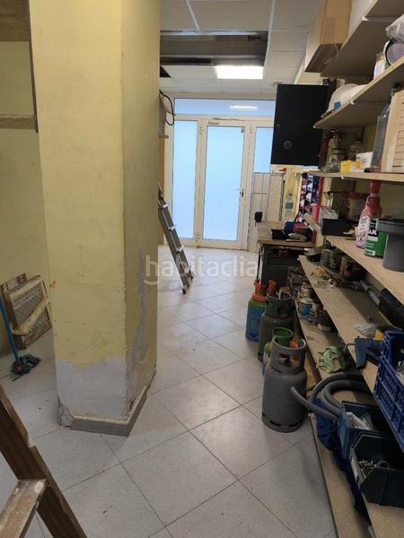 Foto e896507b-6ce5-4ad3-ac26-923aaa9457fe. Rent business premise in carrer d'antoni costa 23 in Barcelona