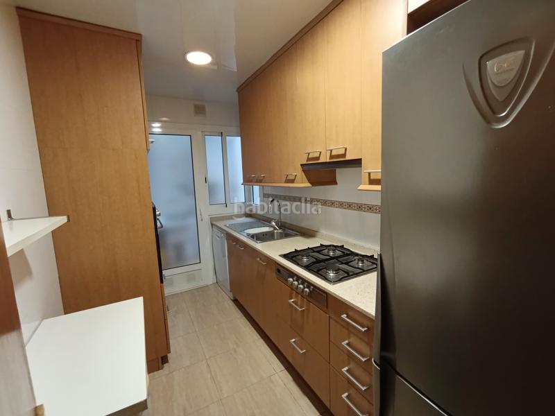 Foto 6a3ac02a-6848-479e-81cc-ed41e44c4163. Piso oportunidad!! ideal familia en Putget - Farró Barcelona