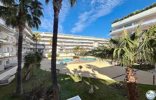 Appartement  Del port canigo. Venta de apartamento 62 m en santa margarida con licencia turíst