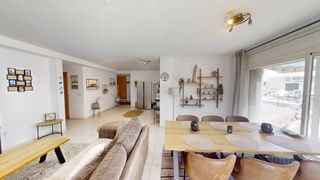 Apartament  Del cap de la gola. Piso en santa margarita de 3 habitaciones con amarre