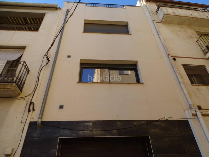 Foto 03b74476-c456-4a05-a00f-d97c6683e995. Casa aparellada amb calefacció aparcament a Gandesa