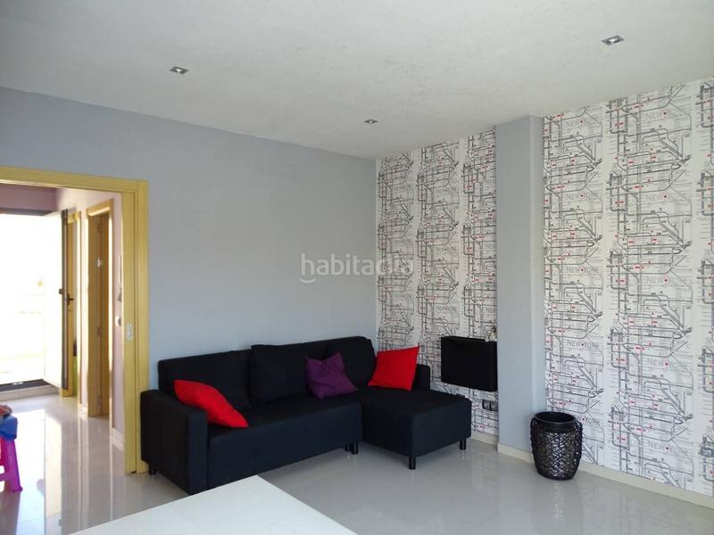 Foto 26ce71eb-7cb7-436b-8bca-2dc5af109701. Casa aparellada amb calefacció aparcament a Gandesa