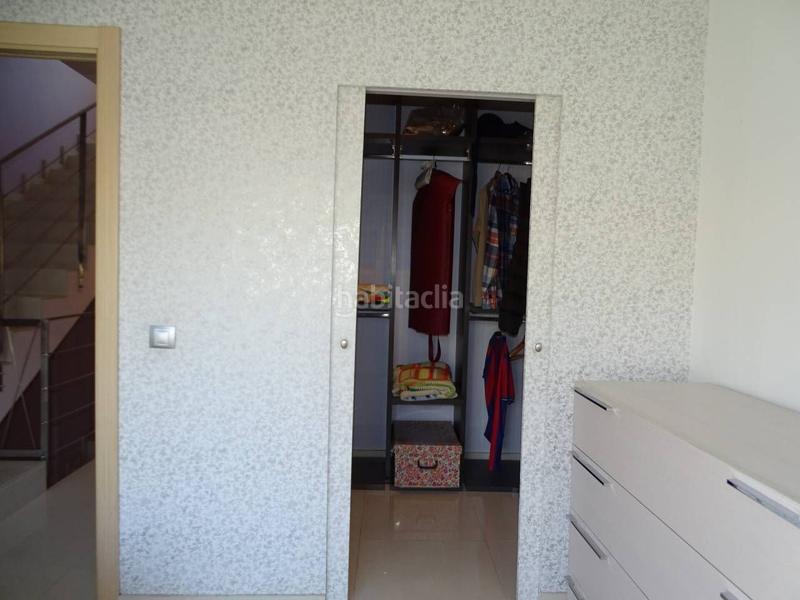 Foto 739eb871-d165-4c81-b17d-d655fe06cb3f. Casa aparellada amb calefacció aparcament a Gandesa