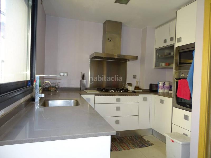 Foto 9d4351ce-2e95-41c8-bcf6-3d36f9755067. Casa aparellada amb calefacció aparcament a Gandesa