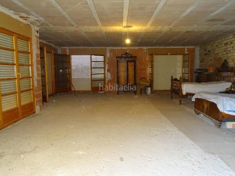 Foto 133ac166-927f-47c7-bbfc-dcd7bf12c3f9. House with heating parking in Bítem Tortosa