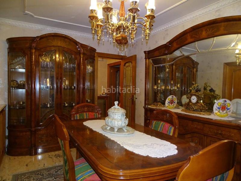 Foto 86dc9f69-f5f6-4cb5-8869-e8d3db75bd60. House with heating parking in Bítem Tortosa