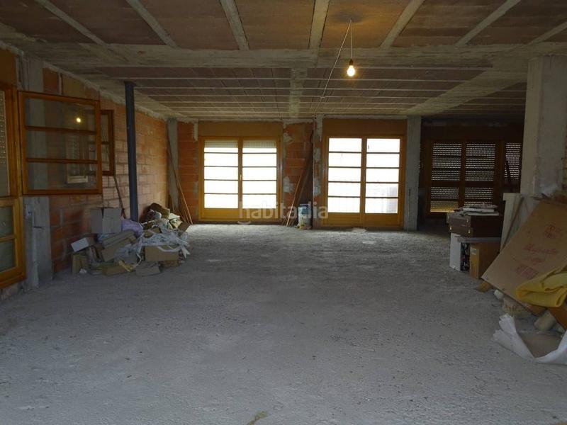 Foto 89ff206b-8a72-443f-95b4-d117ffe848af. House with heating parking in Bítem Tortosa