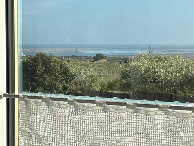 Foto 357e9078-9d83-4b63-9dc2-b596d988c7fb. Chalet  en venta en Camarles