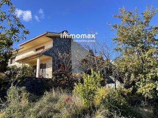 Maison  Can corndoni. Casa en venta en la costa del montseny 371 m sobre 3,8 ha de bos