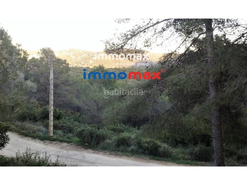 Foto f59c90ad-d2d9-401c-8dde-dfbc532a232b. Finca rústica . estupenda parcela para construir dos casas independientes en Canyelles