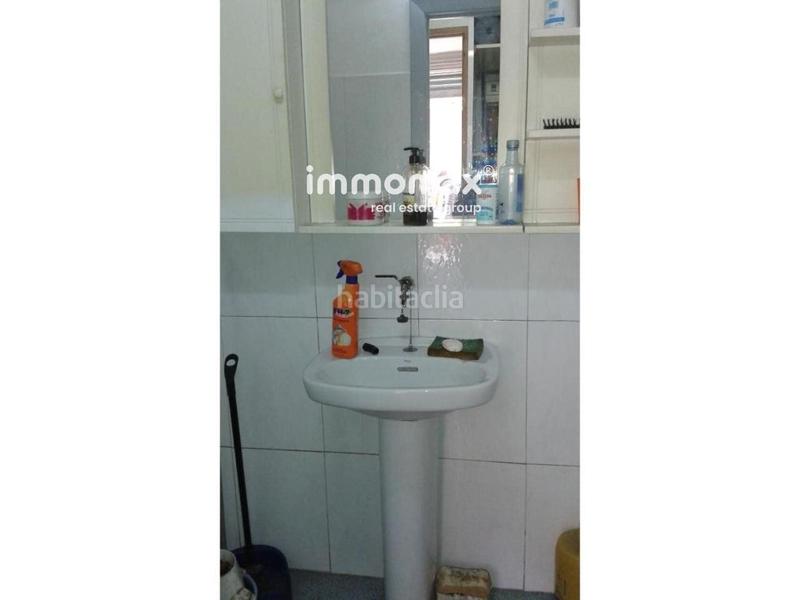 Foto e3be3da4-7cec-4b70-8ad0-1c6d1318d763. Local commercial dans La Verneda - La Pau Barcelona