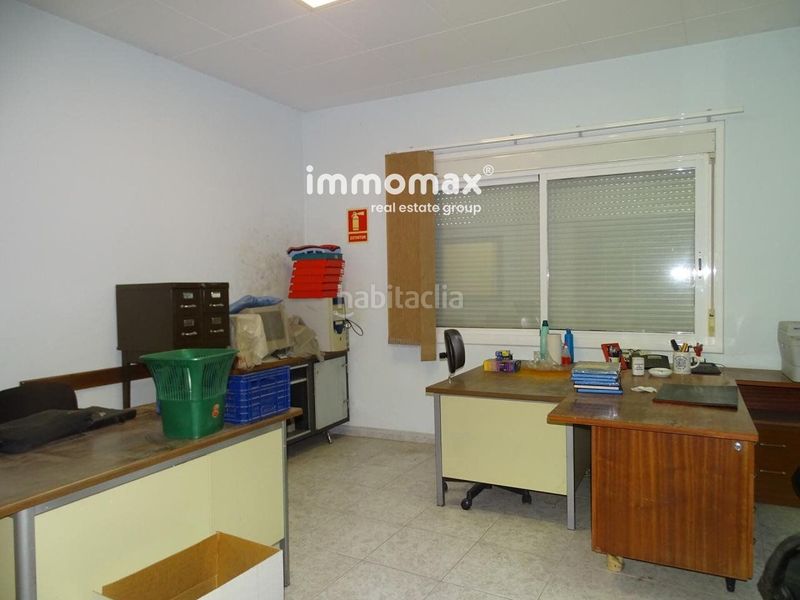 Foto 15f506fc-4f0b-4665-b433-635d3a6de307. Nau industrial a Caseres
