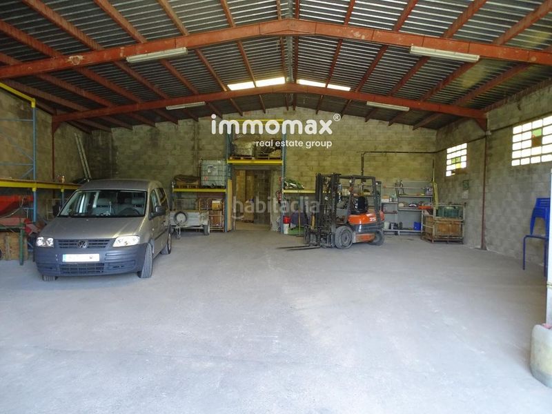 Foto d30448df-9fb6-47ac-843f-bfd1833f612e. Nau industrial a Caseres