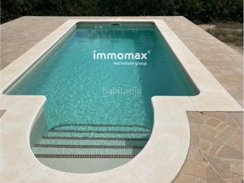 Foto b7a2ab1c-7579-46ad-baeb-7c1f78596144. Xalet amb piscina a Perelló (El)