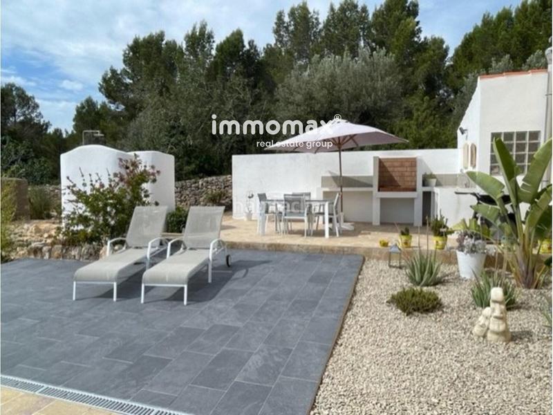 Foto ea1528bd-263d-4be4-904b-e94fec0b62ba. Xalet amb piscina a Perelló (El)