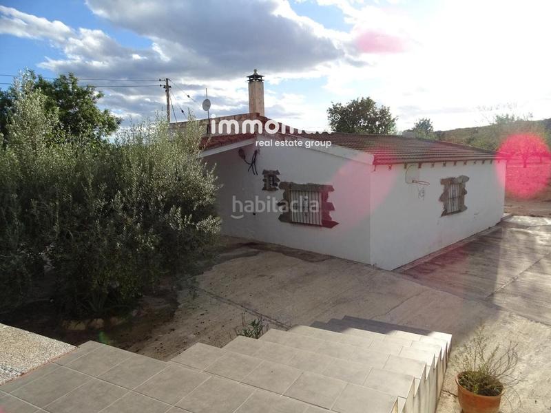 Foto 6a6a8f06-606e-41bc-b35a-8c5814060e28. Chalet s en venta en vinallop en Centre Tortosa