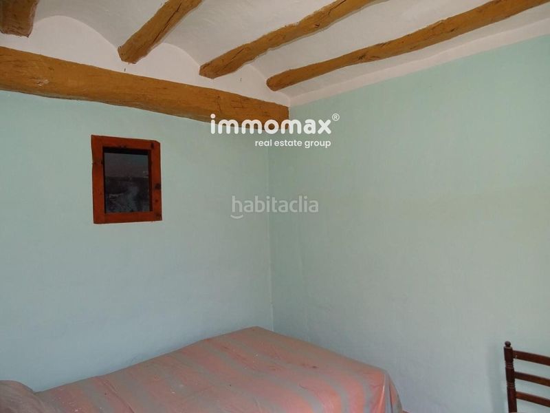 Foto 220809b4-4efc-4283-9856-7fc3232ce96e. Casa amb aparcament a Paüls