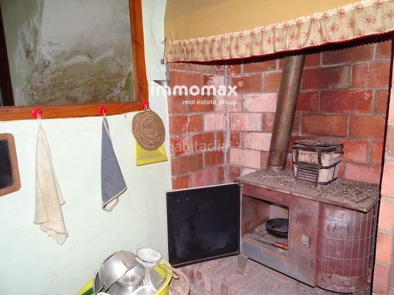 Foto dd4d8569-1bf2-4ffc-b7f7-cd9243bb5349. Casa amb aparcament a Paüls