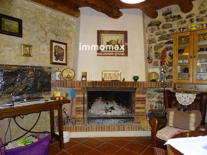 Foto 19d2691a-4d2c-4a40-908e-67536866d5fe. Chalet masia en venta totalmente reformada en Bot