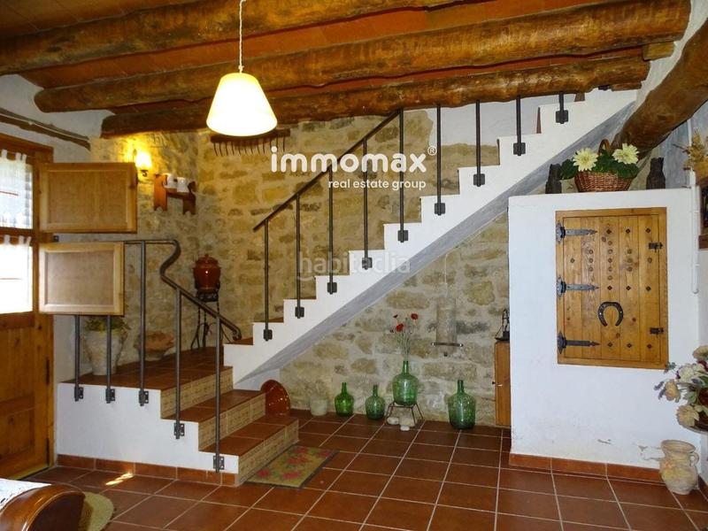 Foto 53f4b3b8-928f-46aa-b5a6-929be3c1cfb6. Chalet masia en venta totalmente reformada en Bot