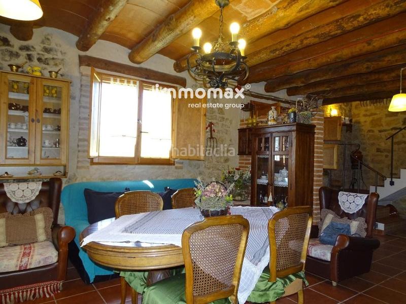 Foto 72f37a0d-8268-4dd4-bb17-b9e22cede2a6. Chalet masia en venta totalmente reformada en Bot
