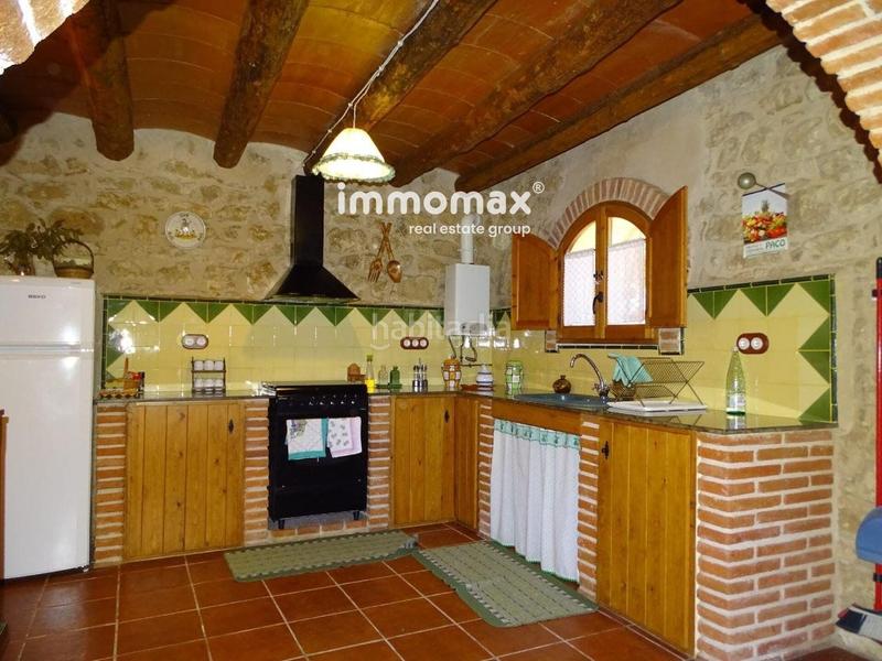 Foto 7874a481-fa0a-488a-b68c-1fafd1bcbcf9. Chalet masia en venta totalmente reformada en Bot