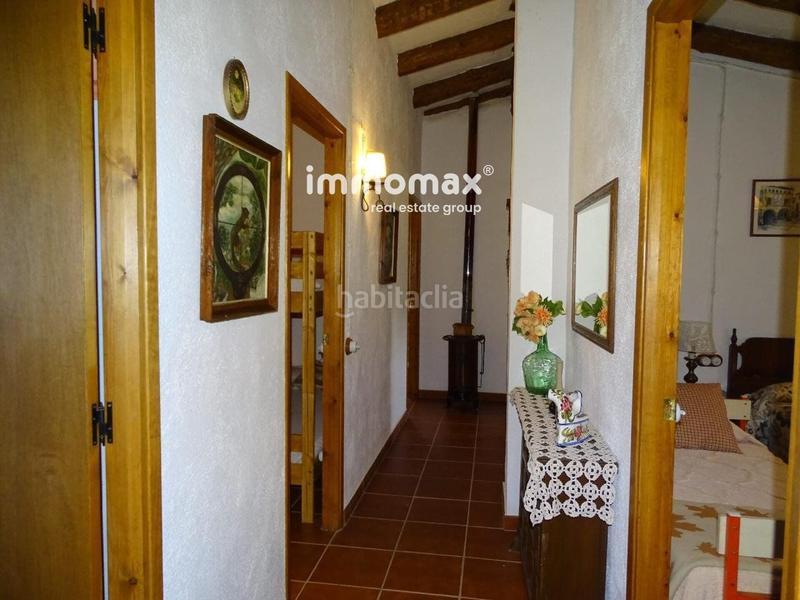 Foto 9621126a-240b-4df5-b477-0c2886496930. Chalet masia en venta totalmente reformada en Bot