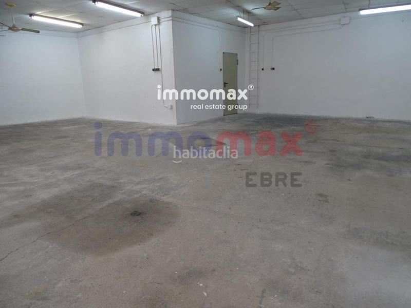 Foto 778f48c8-104d-46d4-a9fe-fcde4dd08eaa. Location local commercial dans Xerta