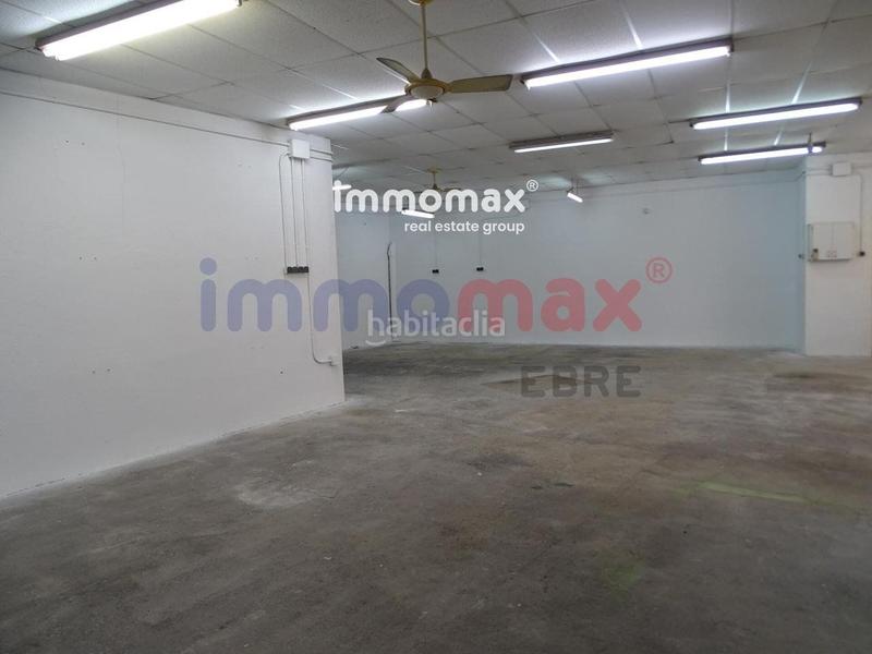 Foto 9438db0f-fddf-496f-9c44-db5ecb0f3554. Location local commercial dans Xerta